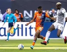 亮点回顾,夏普强力扣,篮荣登五佳,尊龙凯时,人生就是搏官方网站