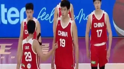 法媒曝：威廉-施蒂尔成欧塞尔新任主教练，带你探秘前朗斯传奇